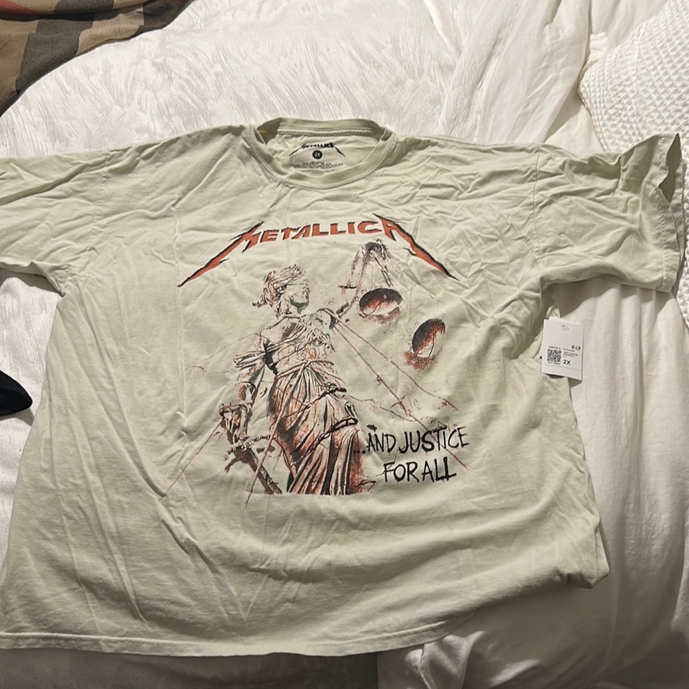 Forever 21 + Metallica & justice for all shirt.